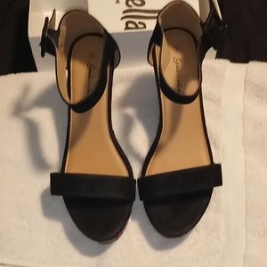 Gabriella multi-color wedges